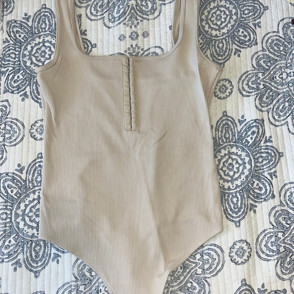 ABERCROMBIE bodysuit
